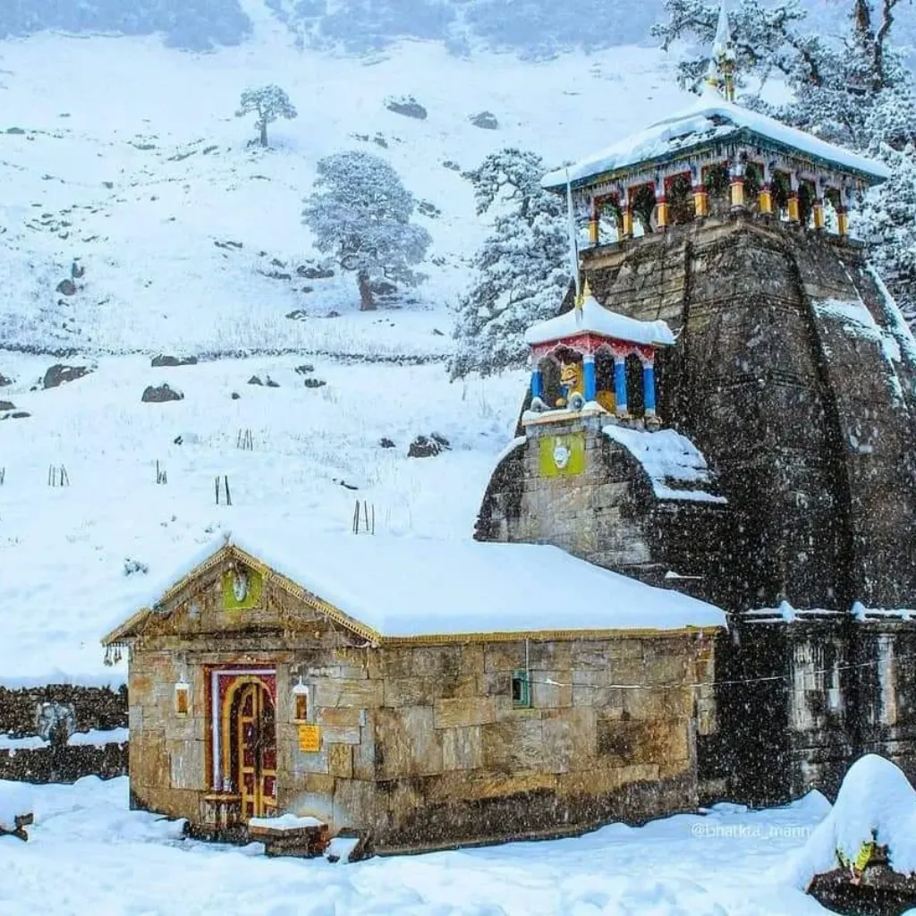 madhyamaheshwar-temple