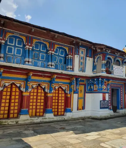 omkareshwar-temple-ukhimath