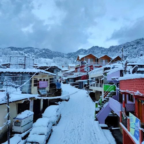 Munsiyari Panchachuli glacier view Kumaon hill town